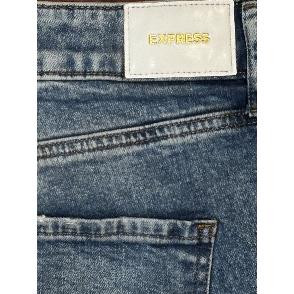 Express 90s Ankle Boot Mid Rise Med Wash Cropped Jeans Women's Size 8 Short - Picture 7 of 8